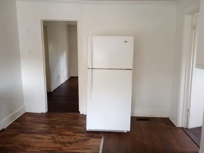 Building Photo - 2 Bedroom 1 Bathroom in Greer. SC