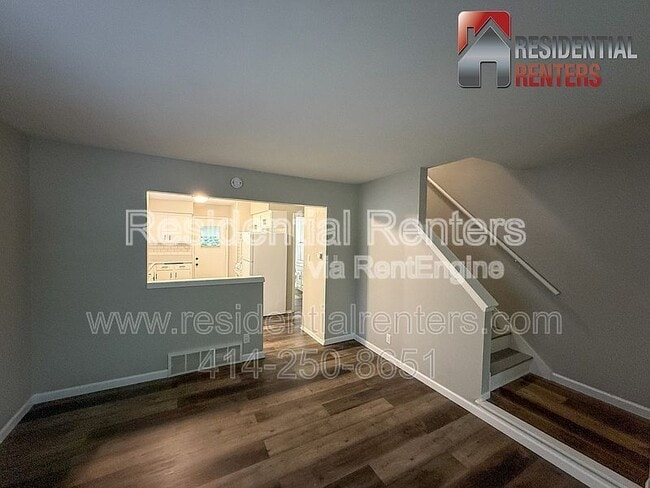 Building Photo - 5826 N 117th St