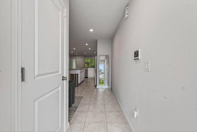 Building Photo - 2528 Sadler Trce Wy