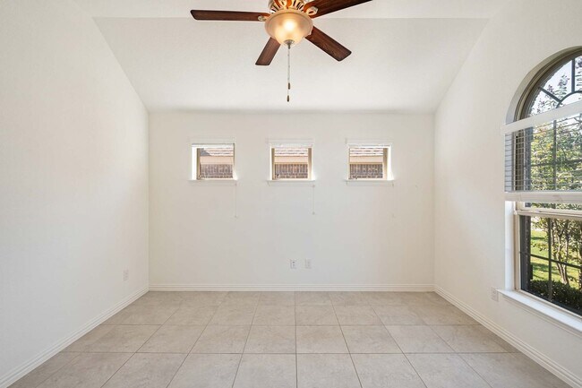 Building Photo - Newly Built 3 Bedroom, 2 Bath Home in Aval...