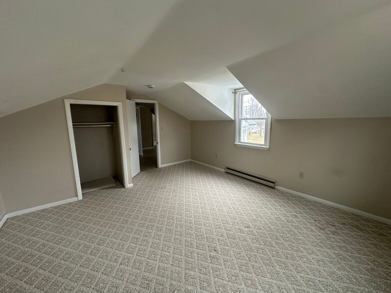 Building Photo - 6699 Barber Hill Rd