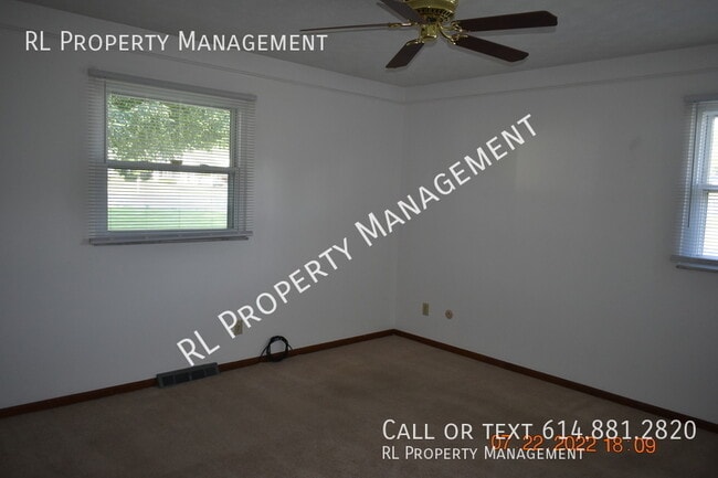 Building Photo - WAIVED APPLICATION FEE(S) AND 1 MONTH FREE...