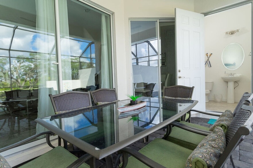 Building Photo - 178 Captiva Dr