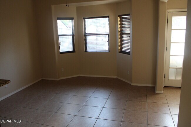 Building Photo - 3645 SAMMY REECE Pl