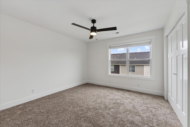 Building Photo - 309 Front Rdg Cir