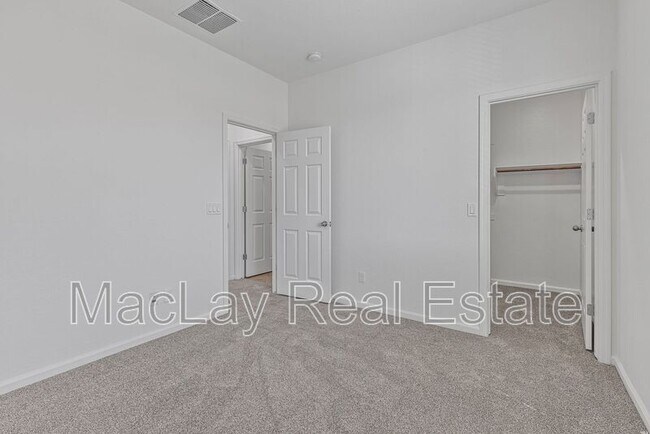 Building Photo - 3263 S Miller Dr