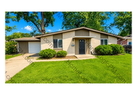Building Photo - WEST SIDE 3 BEDROOM/ 1.5 BATH HOME AVAILABLE NOW!