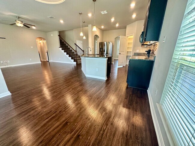 Building Photo - 10612 Langham Dr