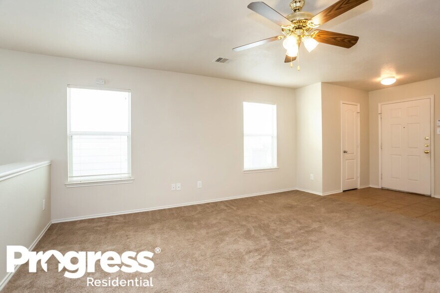 Building Photo - 2730 Skyview Grove Ct