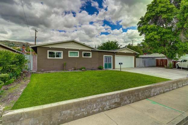 Primary Photo - 384 Mccovey Ln