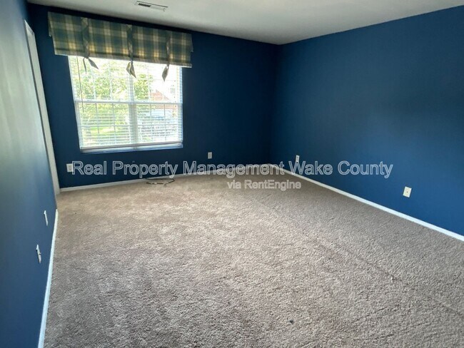 Building Photo - 5323 Seaspray Ln