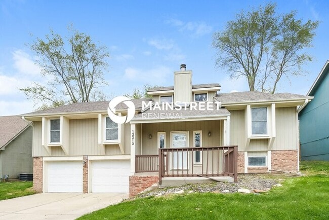 Building Photo - 4 Bedroom Pet-Friendly Home in Kansas City...