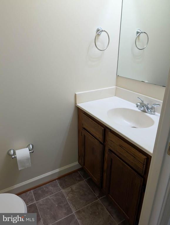 Building Photo - 105 Equestrian Dr