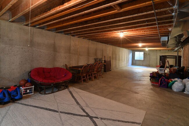 Building Photo - 72 Kimball Grove Ct