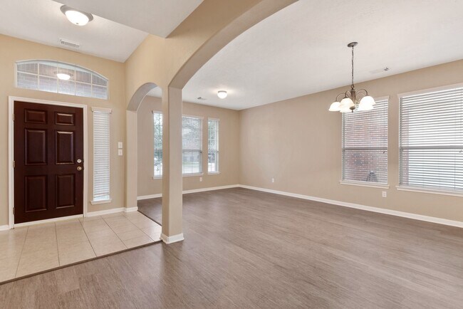 Building Photo - 7414 Bering Landing Dr