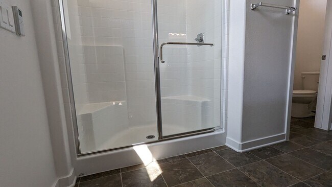 Building Photo - 7449 Channel View St