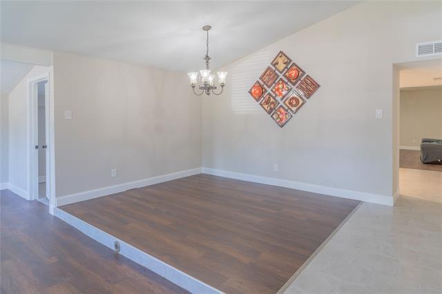 Building Photo - 3437 Knoll Point Dr