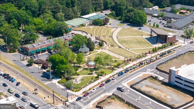 Building Photo - 103 Farmington Dr