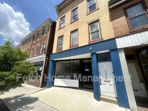 Building Photo - 537 Cumberland St