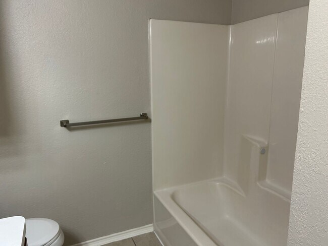 Building Photo - 4508 Compass Ct