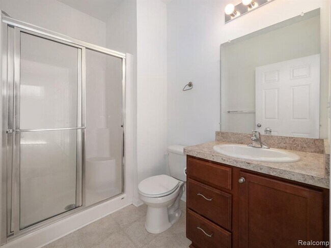 Building Photo - 964 W Summerfield Gln Cir