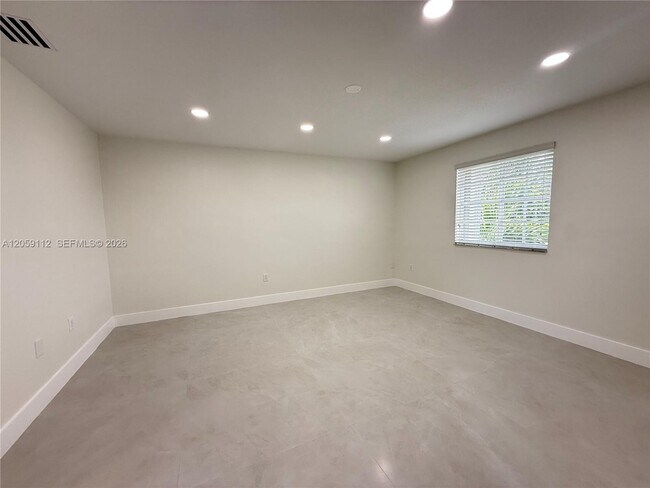 Building Photo - 3514 W 76th St