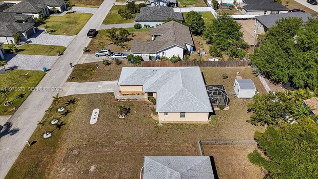 Building Photo - 1205 SW 29th Terrace