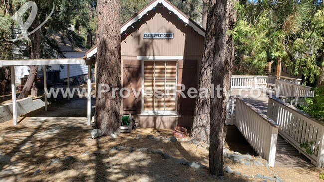 Building Photo - 2 Bed, 1 Bath Wrightwood Home!!!