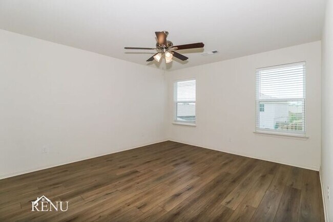 Building Photo - Coming Soon!