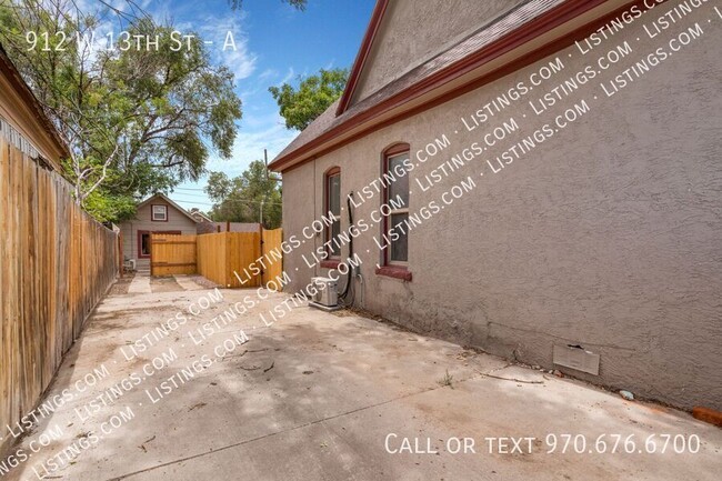 Building Photo - Updated Home near Downtown Pueblo!