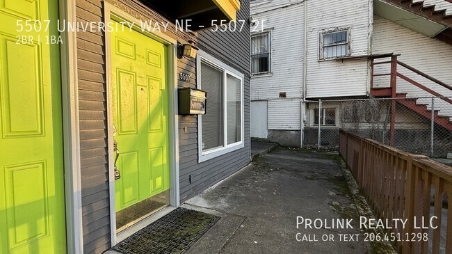 Building Photo - 5507 University Wy NE