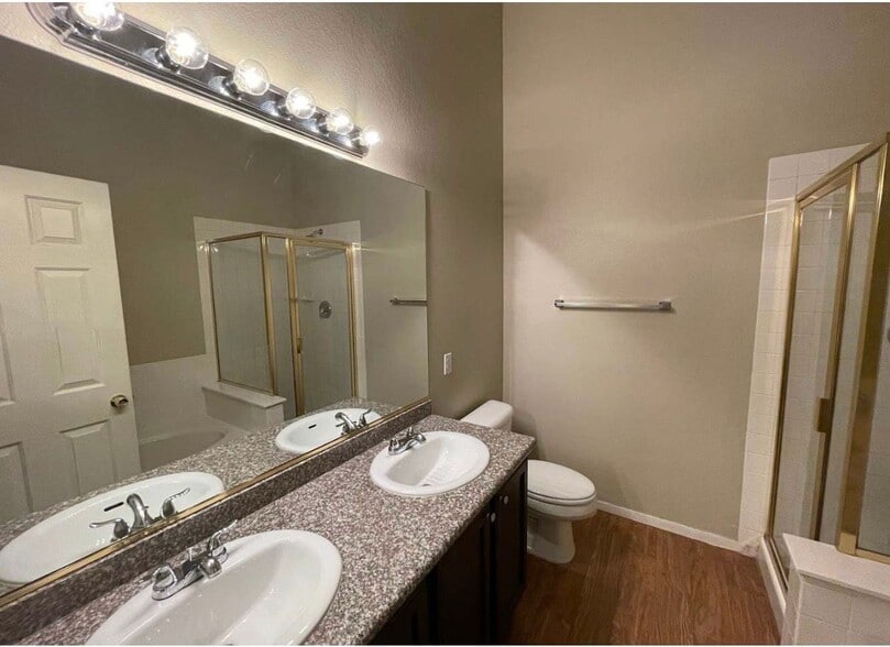 Building Photo - 285 Mayberry St