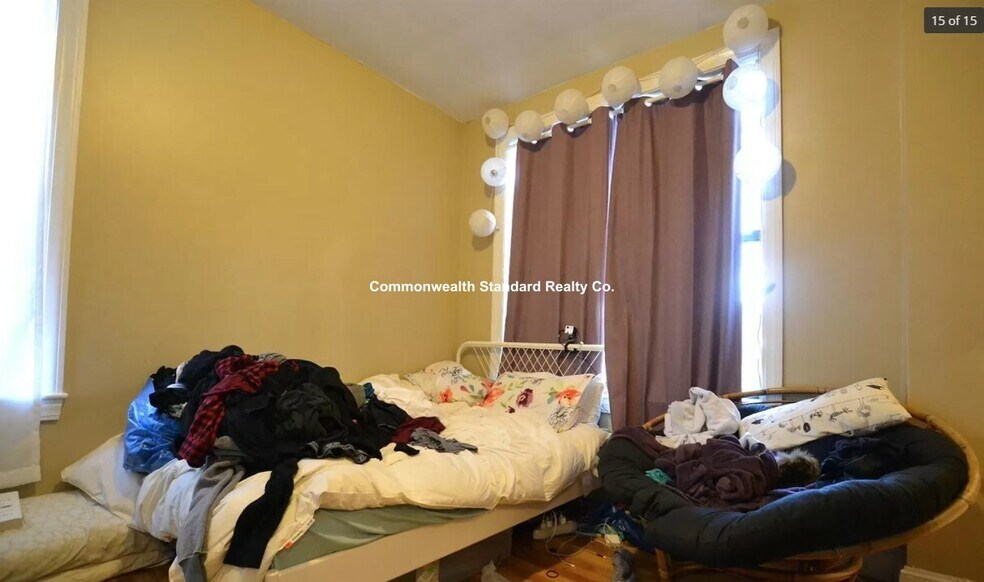 Building Photo - 17 Highgate St