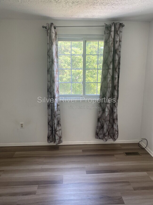 Building Photo - 9223 Redbridge Ct