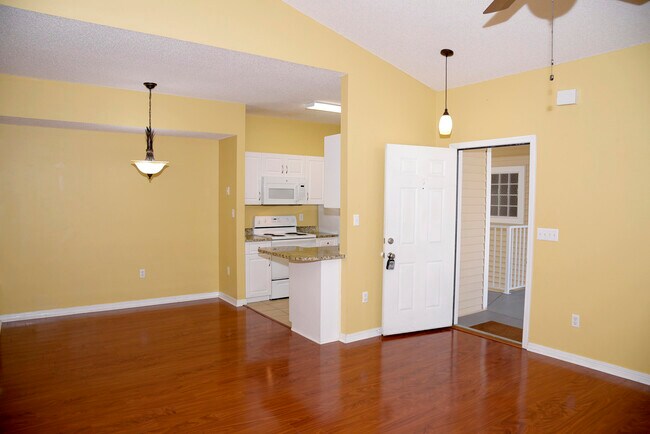Building Photo - 1501 Partin Dr N