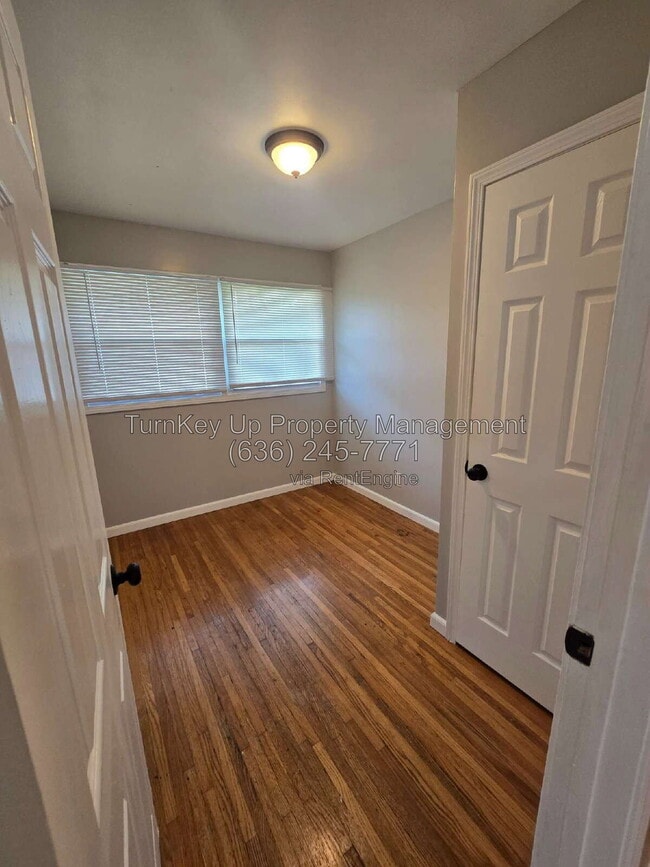 Building Photo - 312 Banff Cir