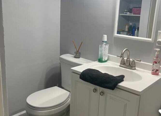 Building Photo - 113 Crestmont Rd