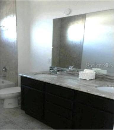 Building Photo - 839 7th Ave N