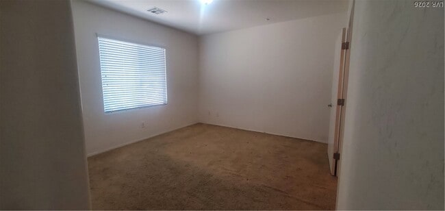 Building Photo - 6868 Sky Pointe Dr