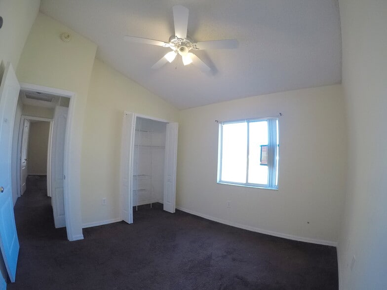 Building Photo - 519 Sonoma Dr