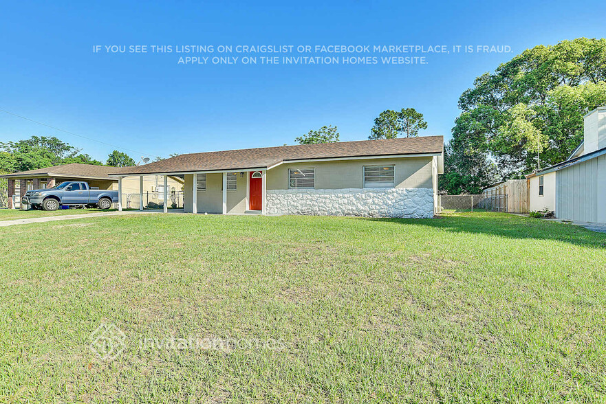 Building Photo - 3213 Sutton Dr
