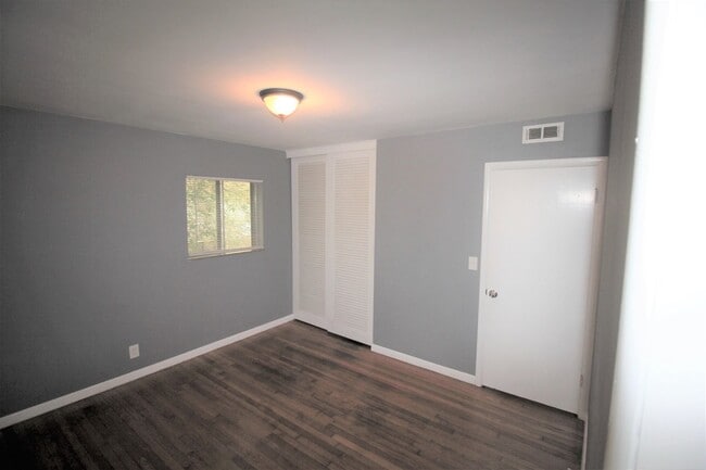 Building Photo - Available For Immediate Move-In!