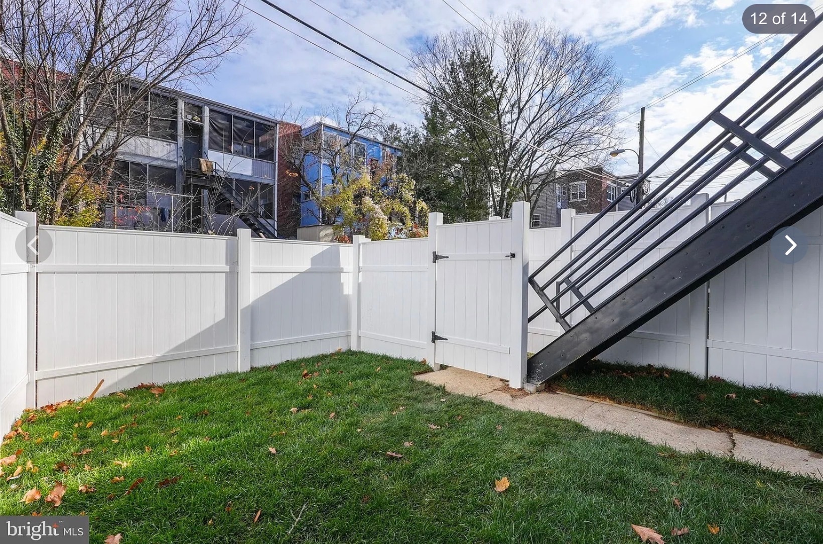 Building Photo - 4725 3rd Pl NW
