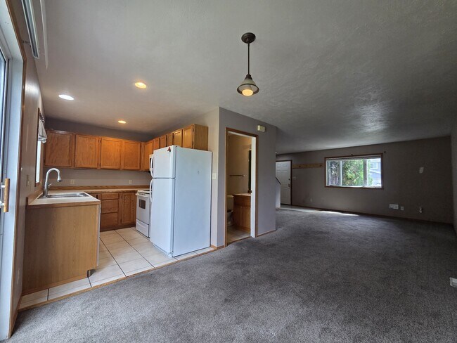 Building Photo - 111 N Pondera Ave