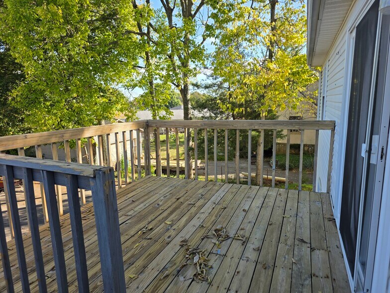 Back deck - 275 Montgomery Ave