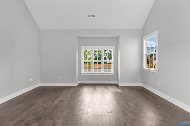Building Photo - 113 Marlbrook Dr