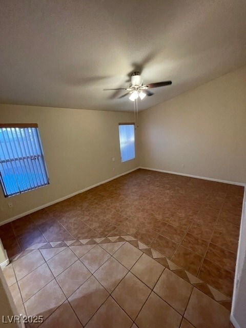 Building Photo - 9011 W Viking Rd