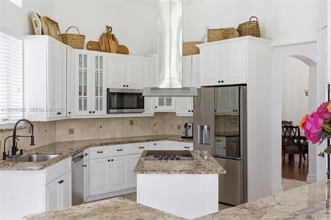 Building Photo - 20401 SW 48th Pl