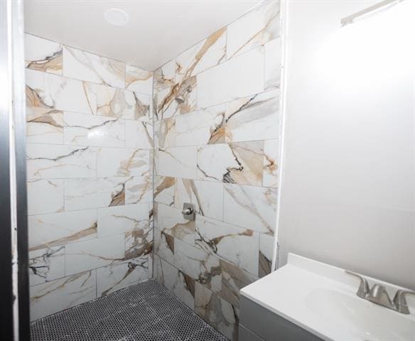 Building Photo - 600 Scenic Dr