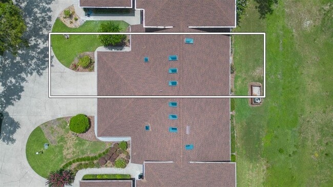 Building Photo - 6541 Brentwood Dr.